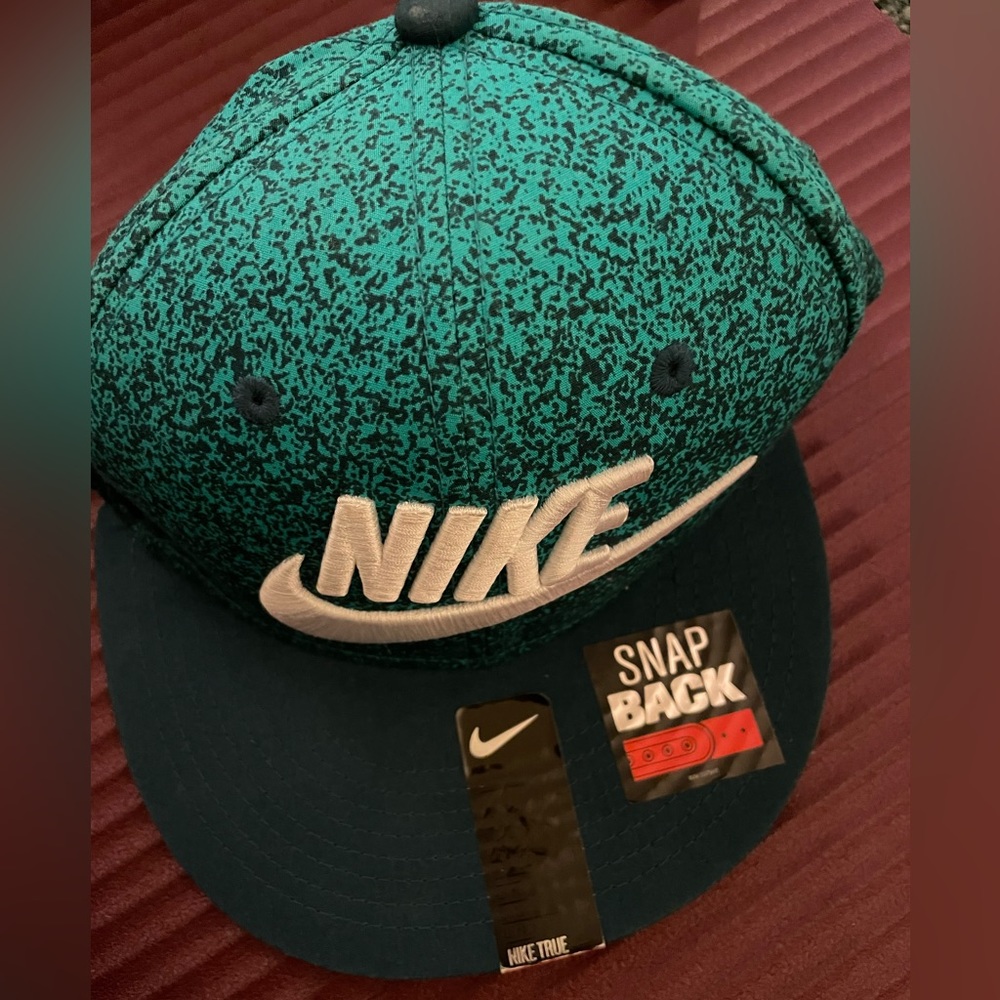 Nike Green Snapback Hat